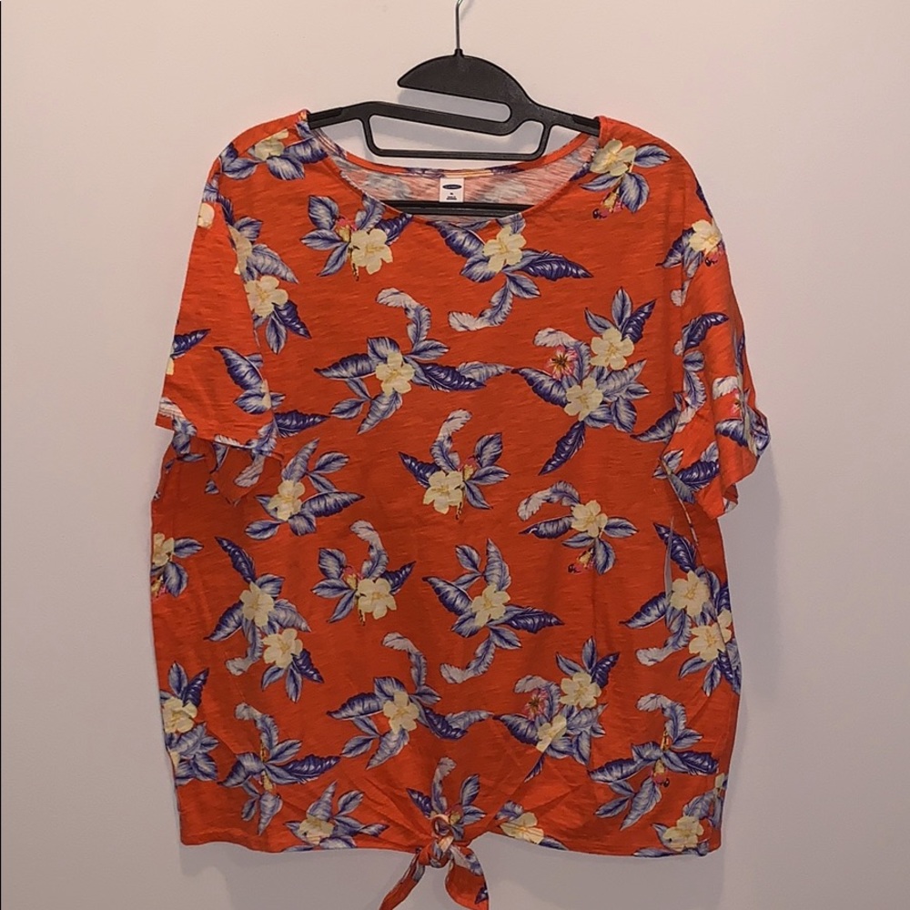 NÉW Woman’s Floral Tie Knot Shirt XL Old Navy